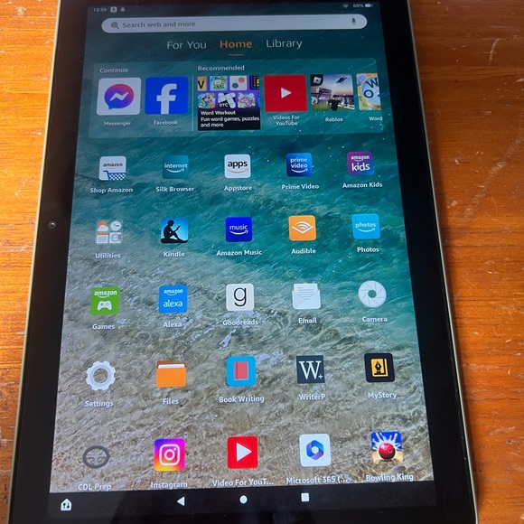 Used excellent condition fire HD10
with Alexa. 32 GB
10800P - Picture 3 of 5